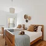 Apartman Beautiful 2 Bedroom In Bairro Alto