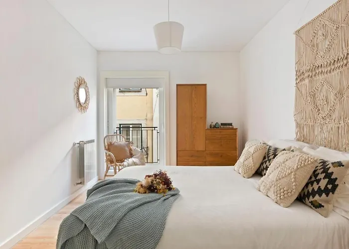 Beautiful 2 Bedroom In Bairro Alto شقة Lisboa