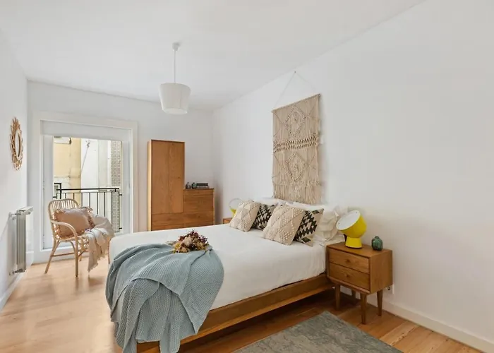 Beautiful 2 Bedroom In Bairro Alto شقة Lisboa