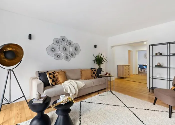 Beautiful 2 Bedroom In Bairro Alto شقة Lisboa